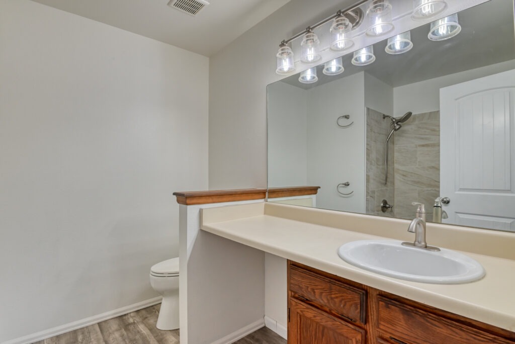 Meadowwood Pl Int 18