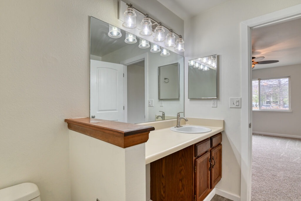 Meadowwood Pl Int 19
