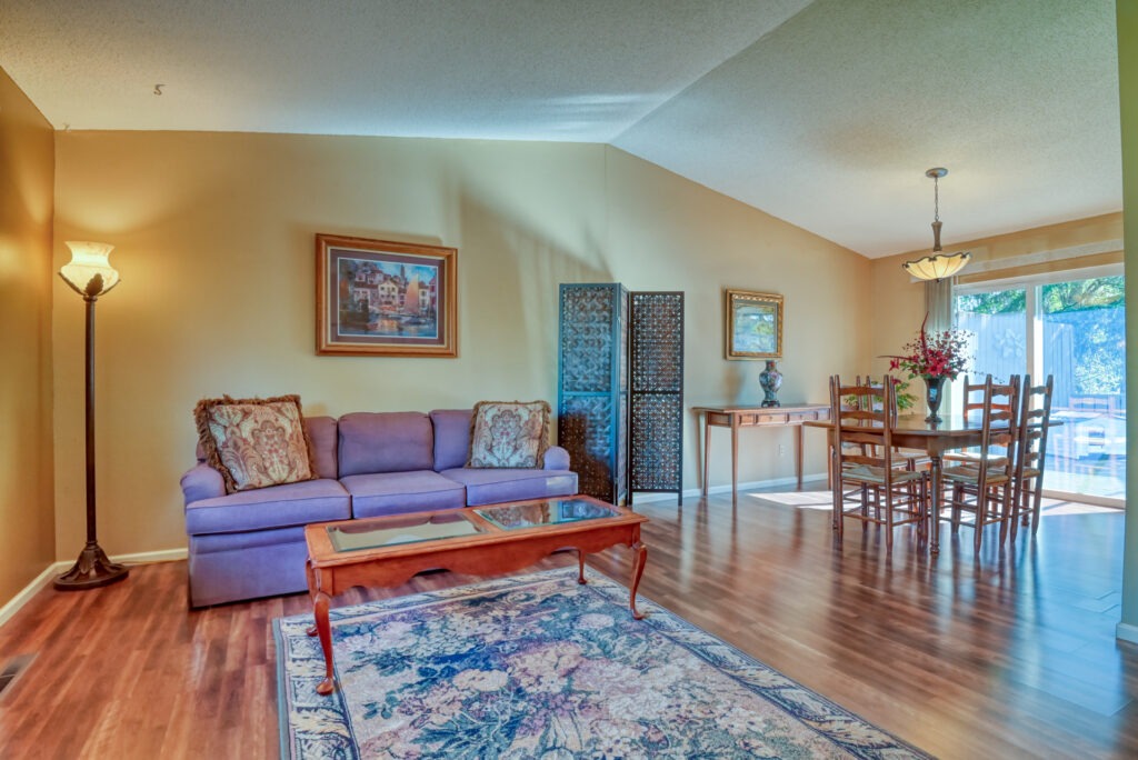 Robidoux Cir 13