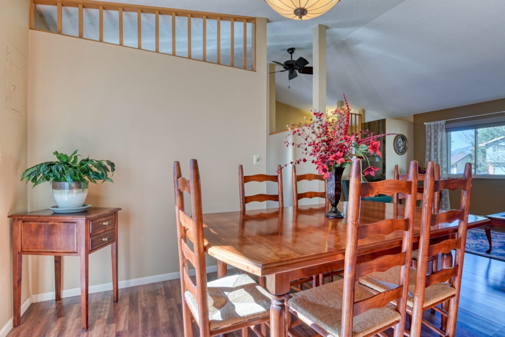 Robidoux Cir 18