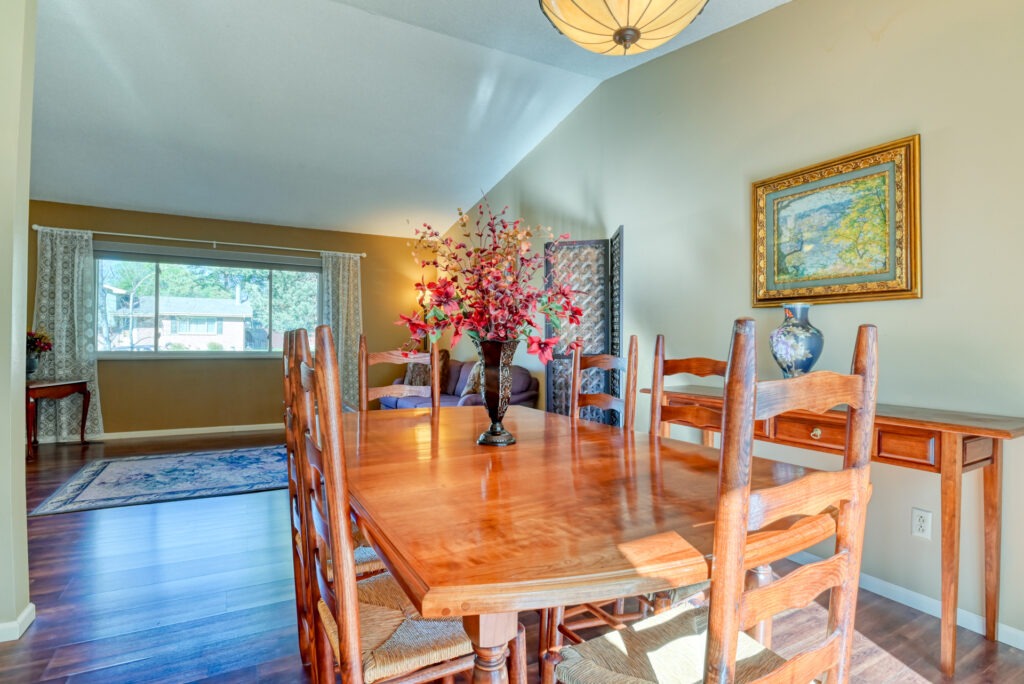 Robidoux Cir 19