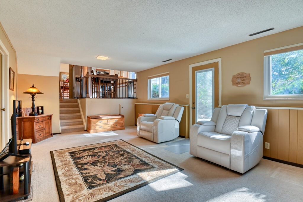 Robidoux Cir 27