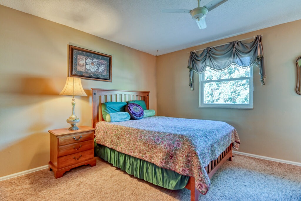 Robidoux Cir 28