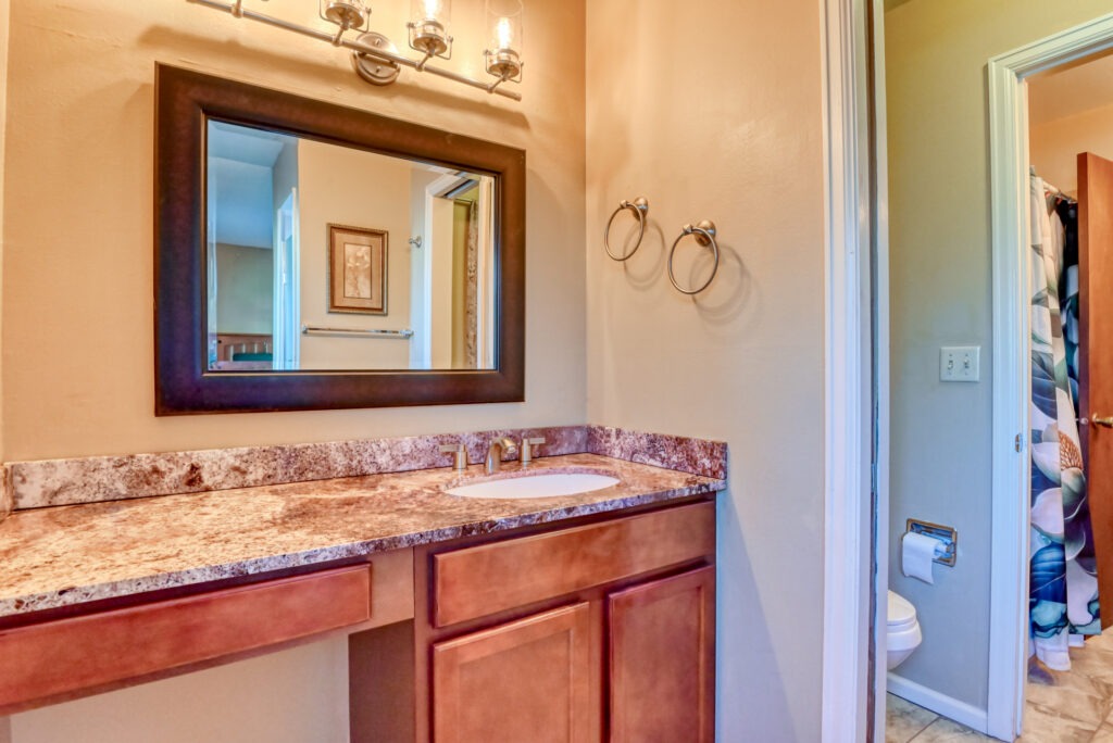 Robidoux Cir 32