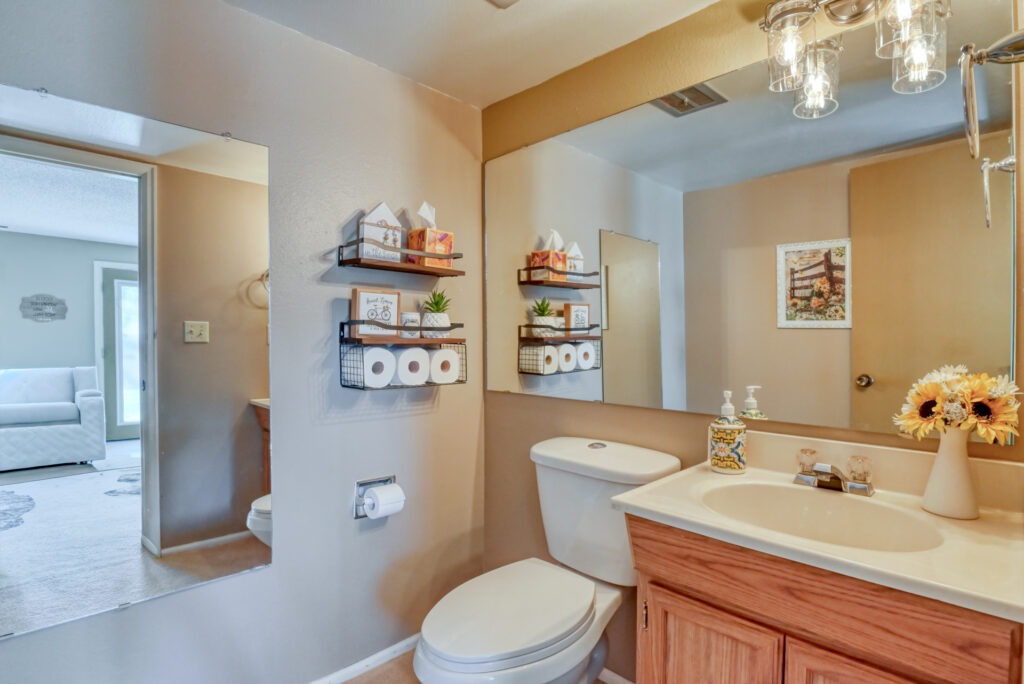 Robidoux Cir 44