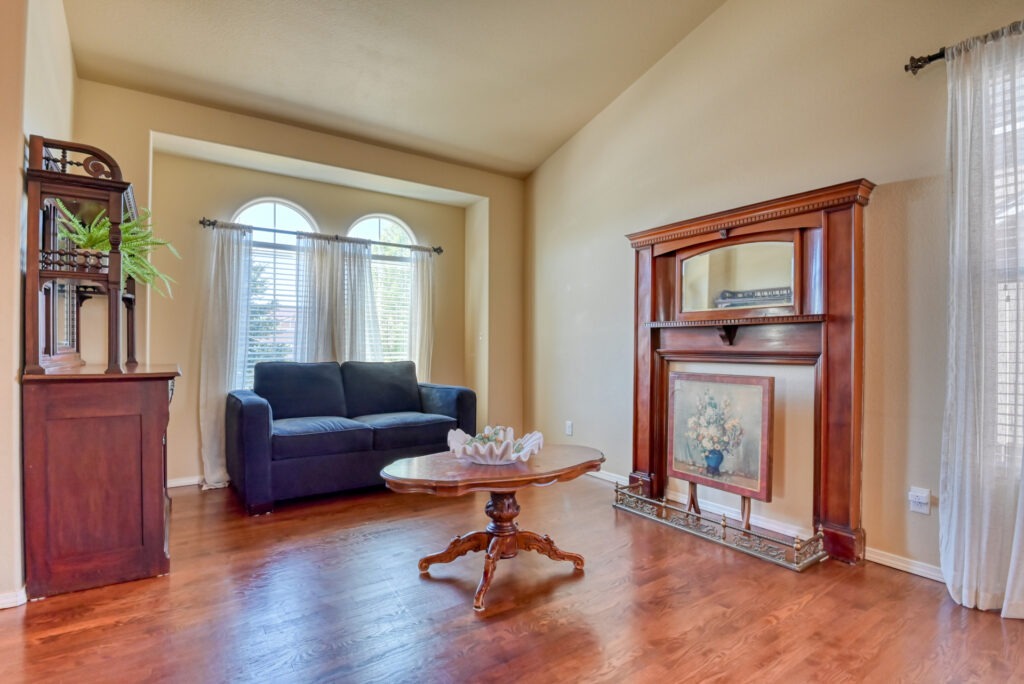 Desert Wind Dr 12