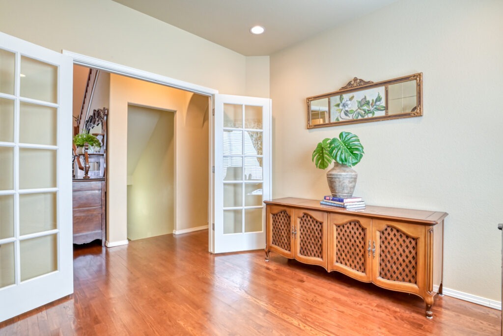 Desert Wind Dr 34