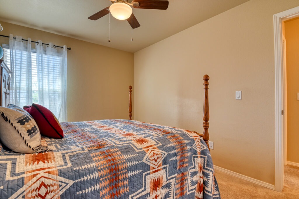 Desert Wind Dr 64