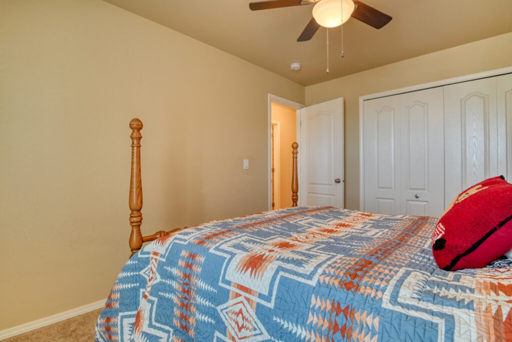 Desert Wind Dr 66