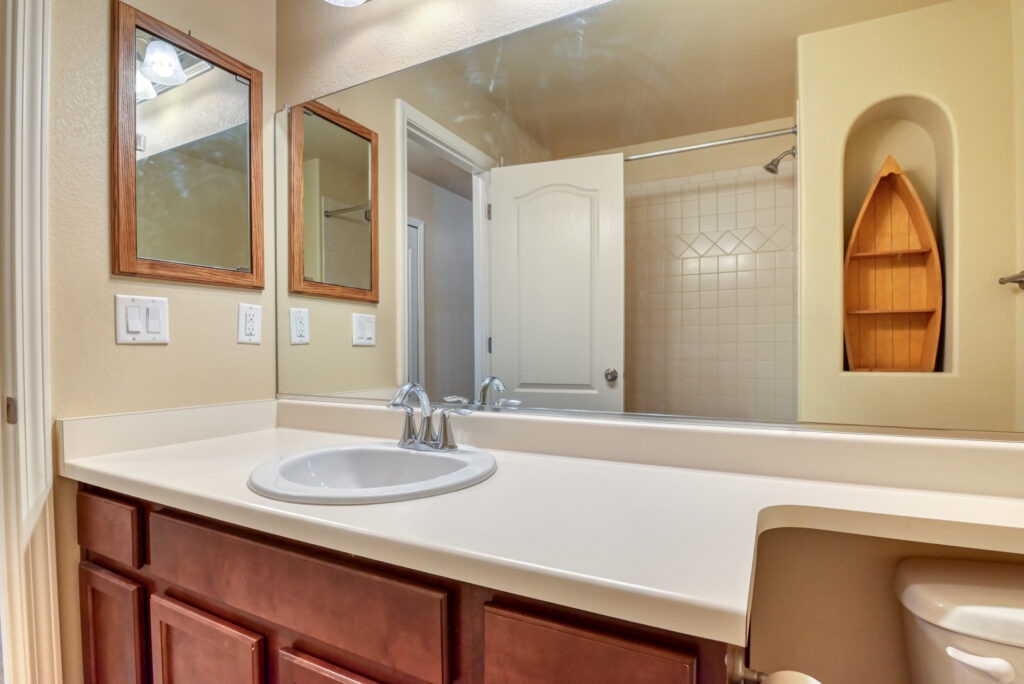 Desert Wind Dr 68