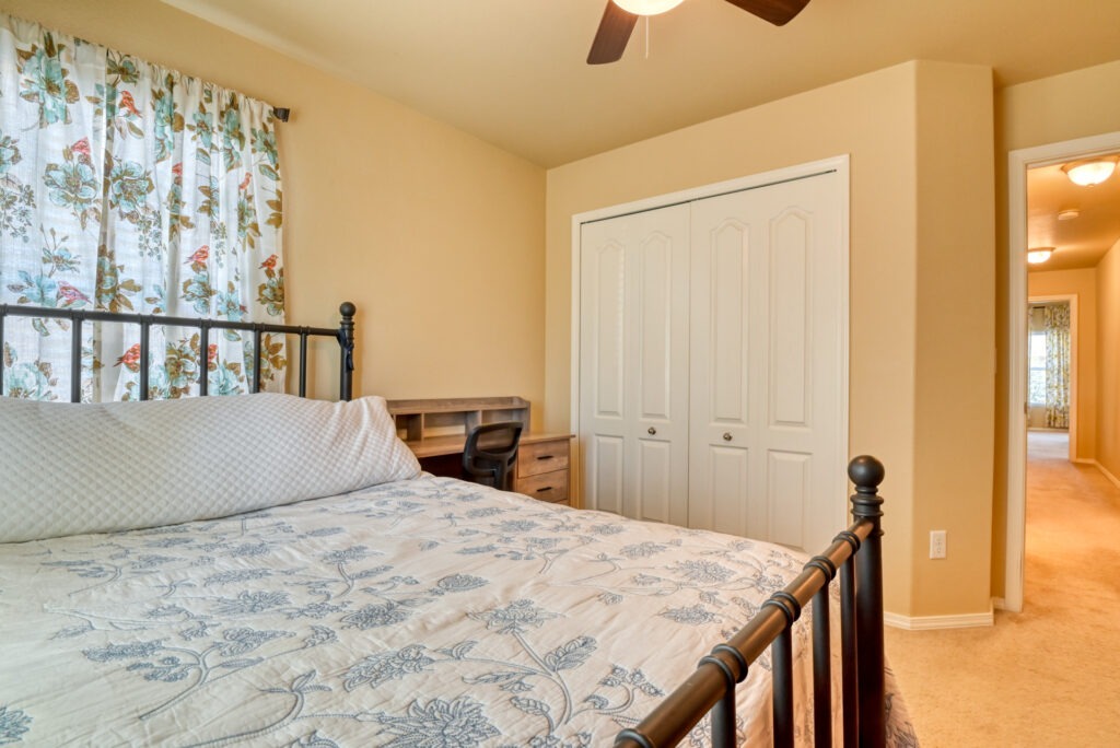 Desert Wind Dr 71
