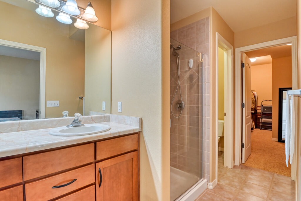 E Fountain Blvd 32