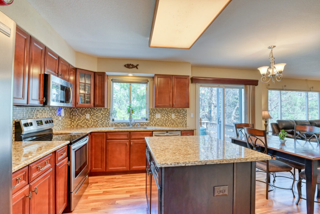 Marble Creek Cir 12