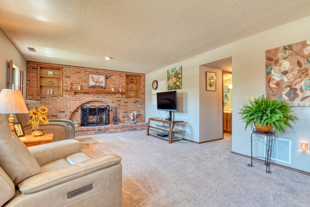 W Old Farm Cir 42