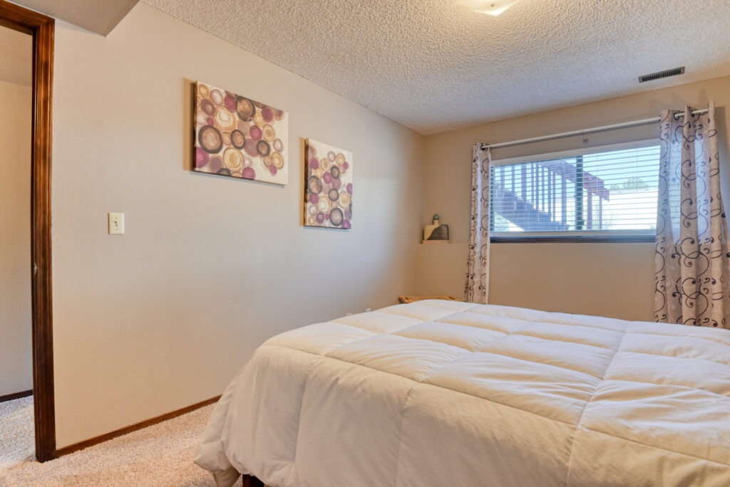 W Old Farm Cir 55