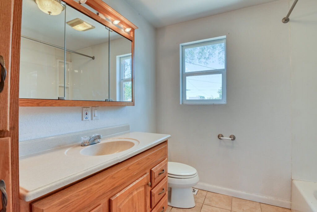 Poplar Ave 23