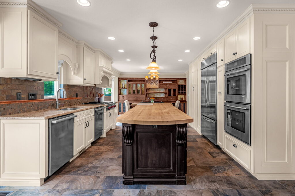 12 Web Or Mls 100120260727 0289