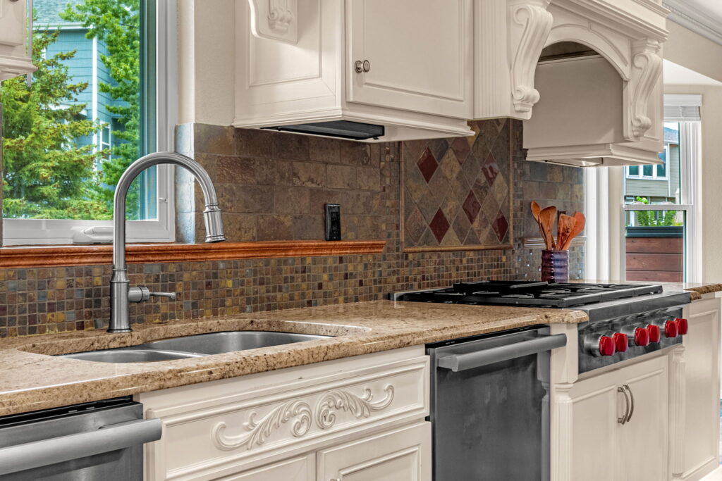 13 Web Or Mls 100120260727 0299