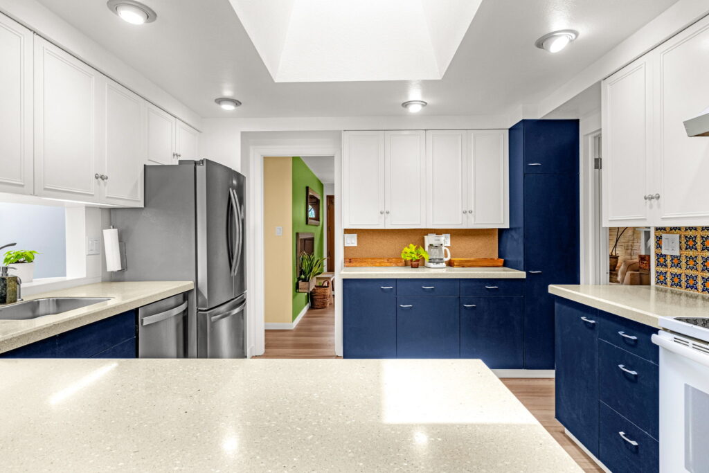 14 Web Or Mls 100120260811 3759