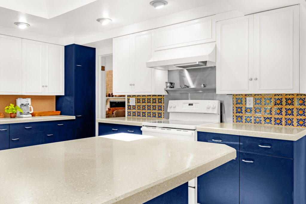 15 Web Or Mls 100120260811 3764