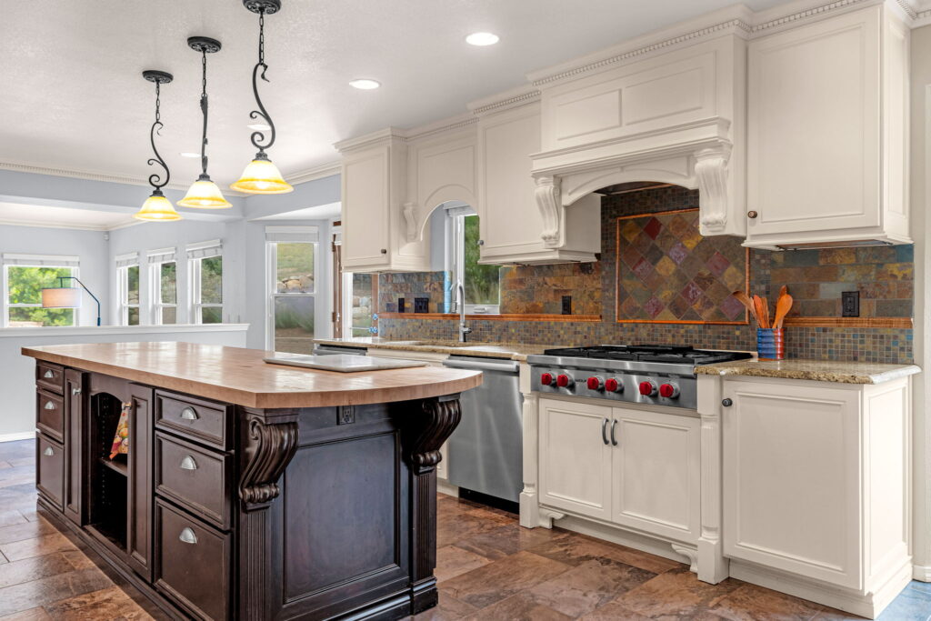 17 Web Or Mls 100120260727 0330