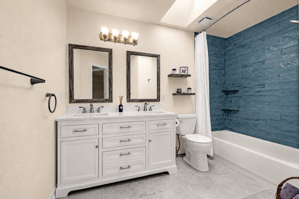 30 Web Or Mls 100120260727 0404