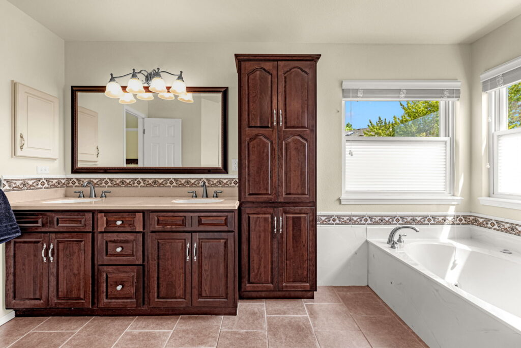 35 Web Or Mls 100120260727 0445