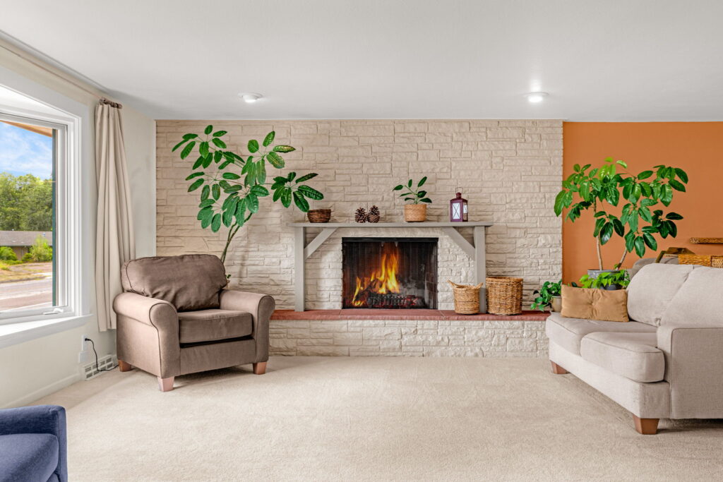 7 Web Or Mls 100120260811 3725