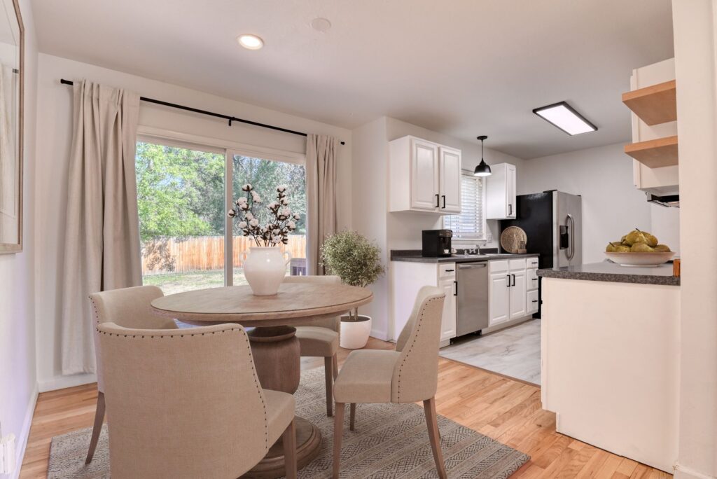 Sanderson Ave 14