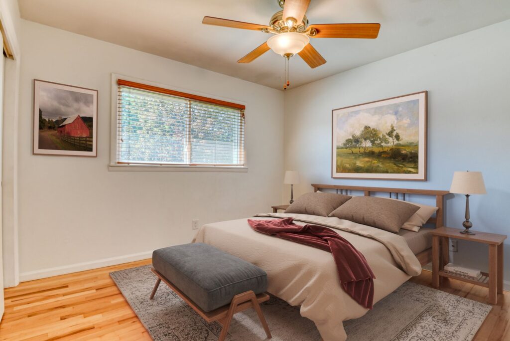 Sanderson Ave 27