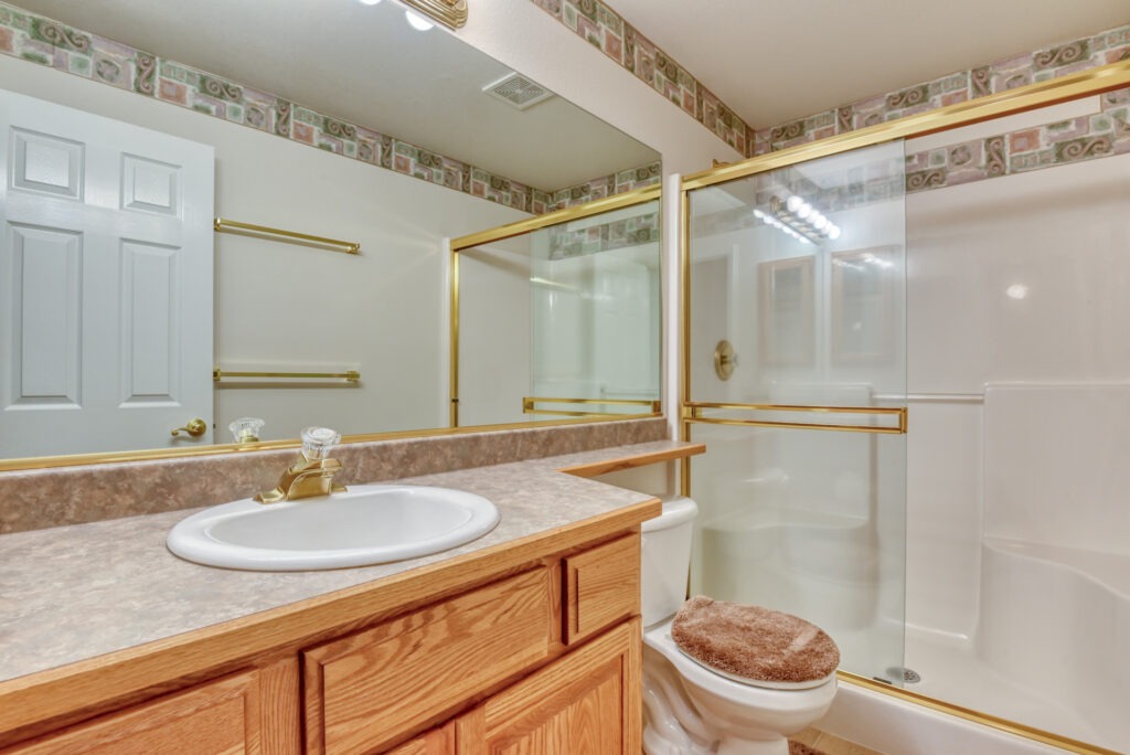 Secret Glen Grove 48