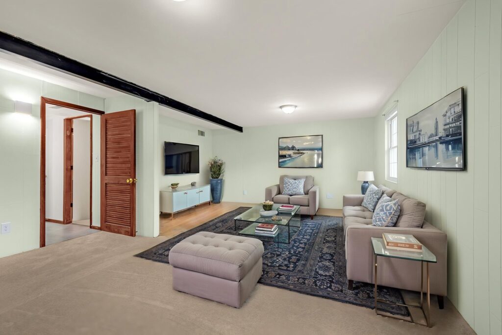 29 Web Or Mls 100120260917 0133 Virtually Staged