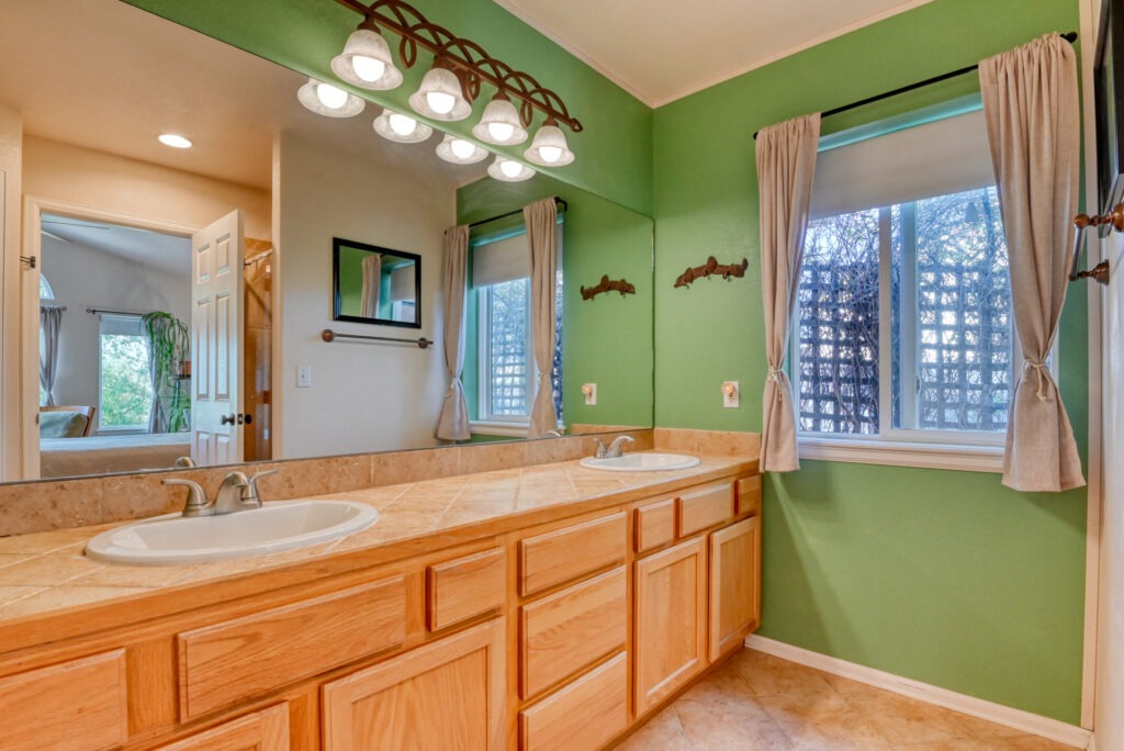 Bur Oak Lane 39