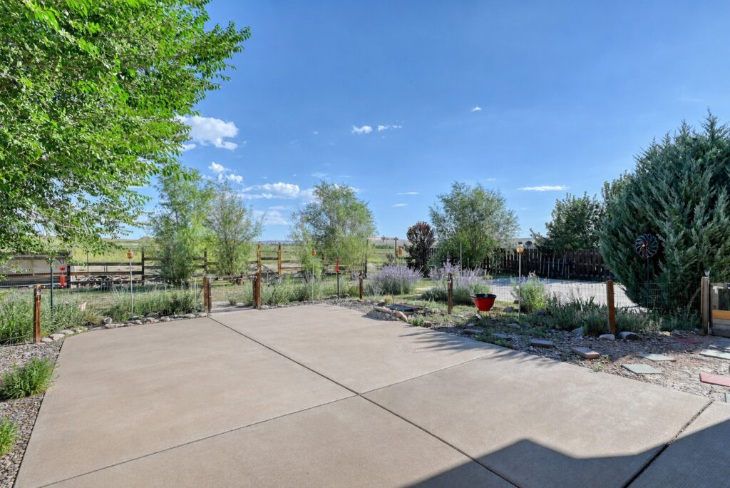 Bur Oak Lane 8