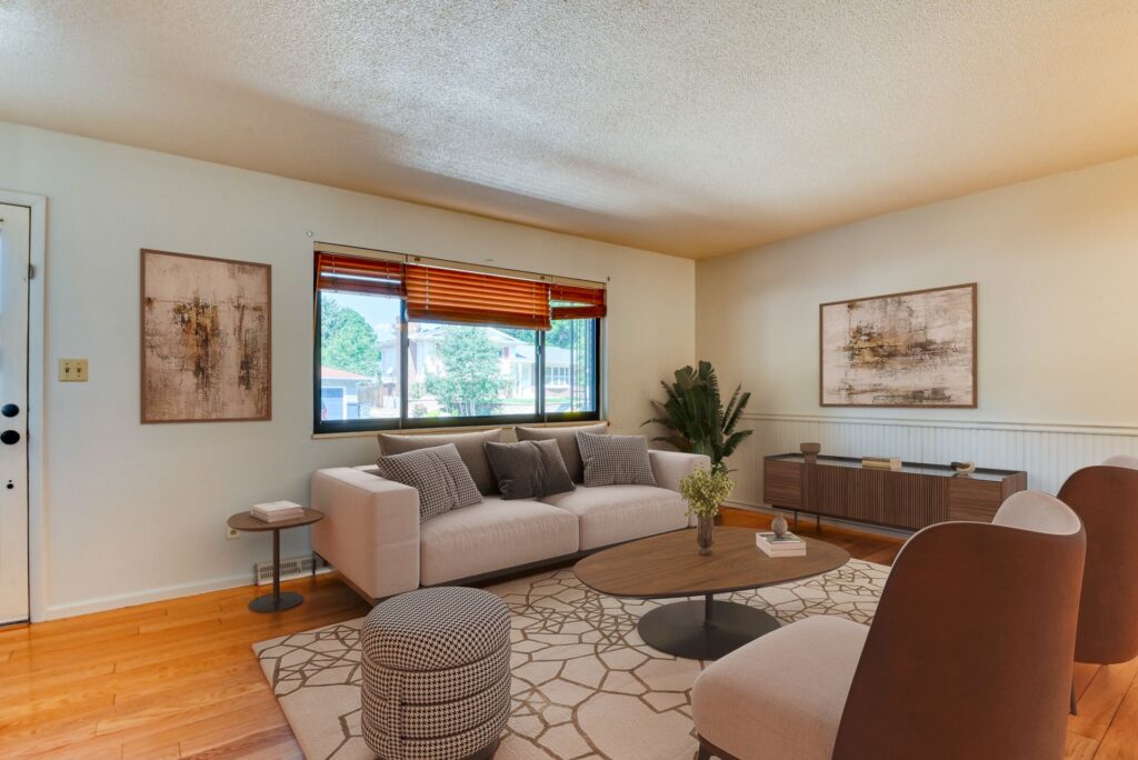 E Owen Cir 4