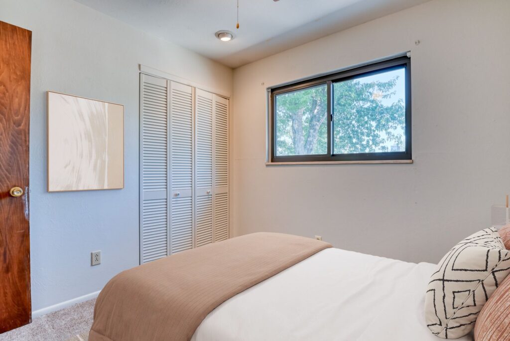 E Owen Cir 42
