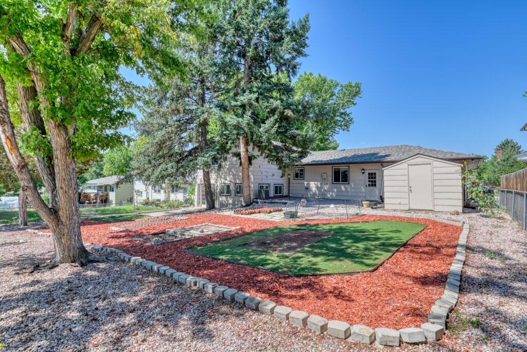 E Owen Cir 47