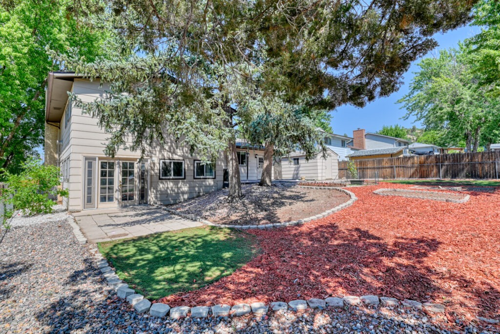 E Owen Cir 48