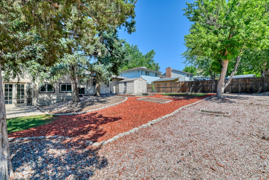 E Owen Cir 49