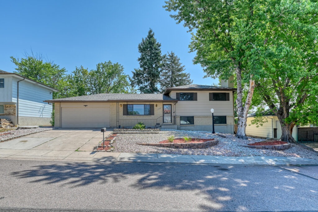 E Owen Cir 55