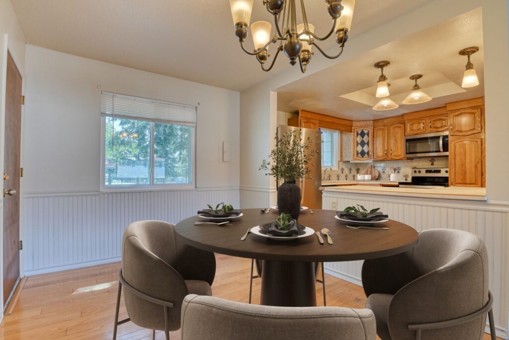E Owen Cir 6