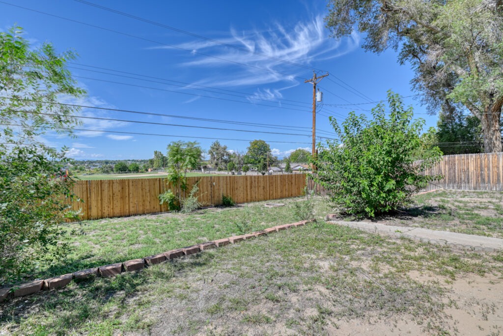 Reshoot Exterior Jerry Murphy Rd 10