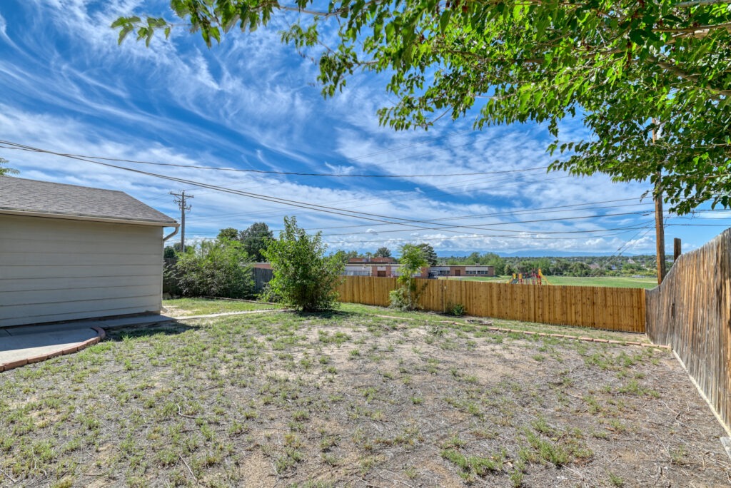 Reshoot Exterior Jerry Murphy Rd 6